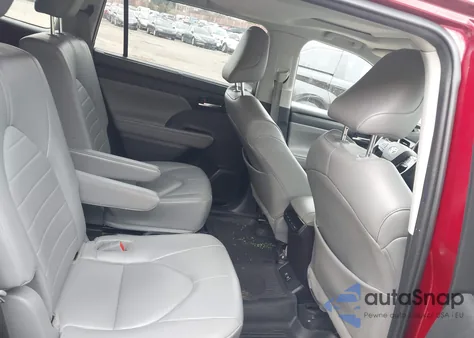 2021 Toyota Highlander Xle z USA, uszkodzony, nr VIN 5TDGZRBH5MS558053